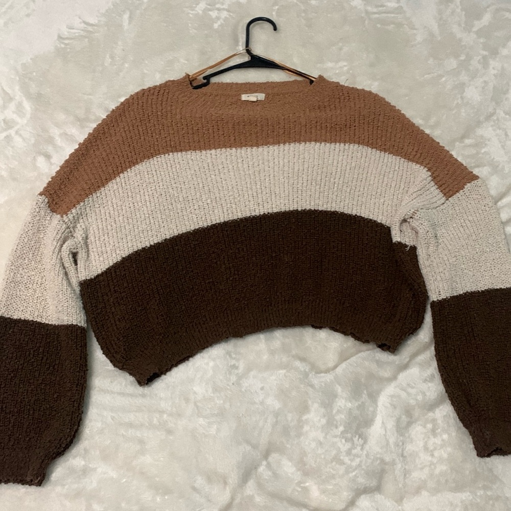 Tan, cream and brown dropped shoulder cropped knit sweater